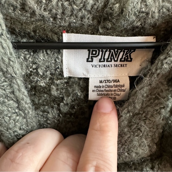 Victoria's Secret PINK Boyfriend Camo Cropped Pullover Hoodie Sweater Medium - Picture 8 of 9